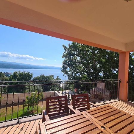 Family Apartment Nekic Opatija Ngoại thất bức ảnh